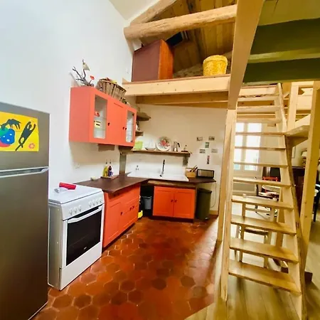 Loft Calme Et Atypique 55m2 Coeur De Apartment Sète
